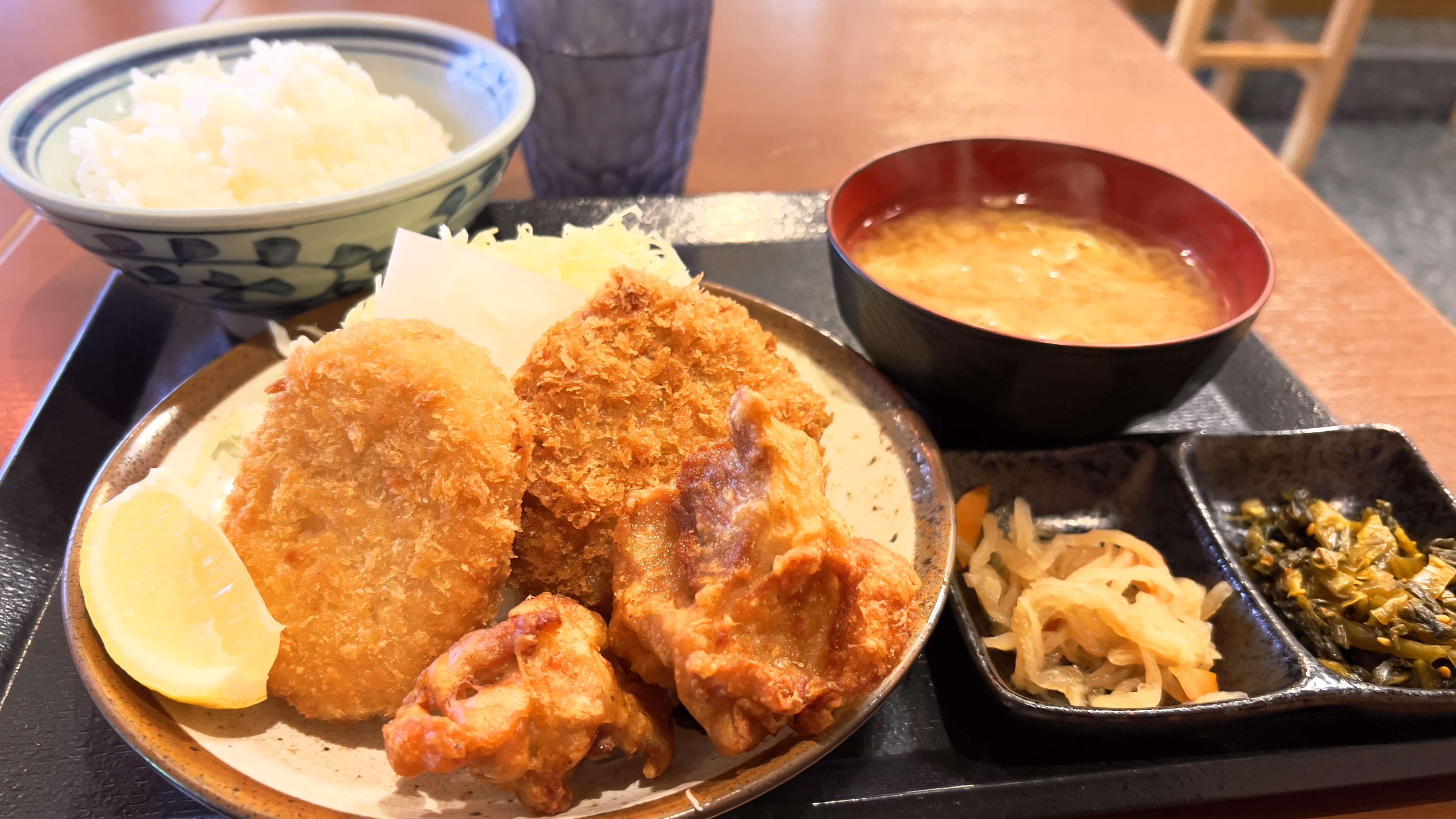 銀だら屋 メンチ コロッケ定食