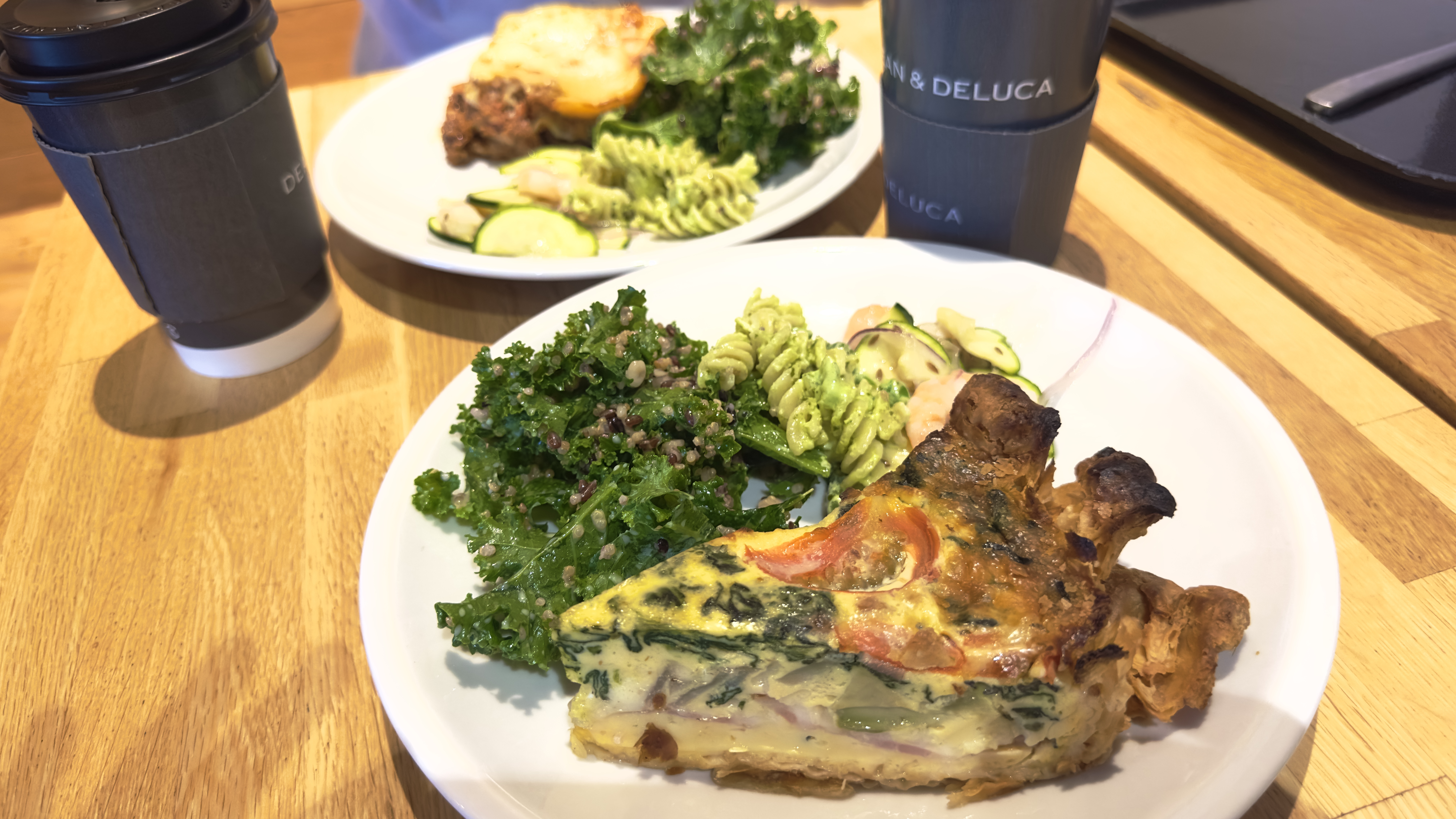 DEAN&DUCAラザニアとキッシュのランチ